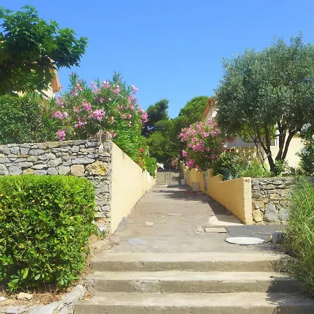 Apartment Les Romarines-5 By Interhome *